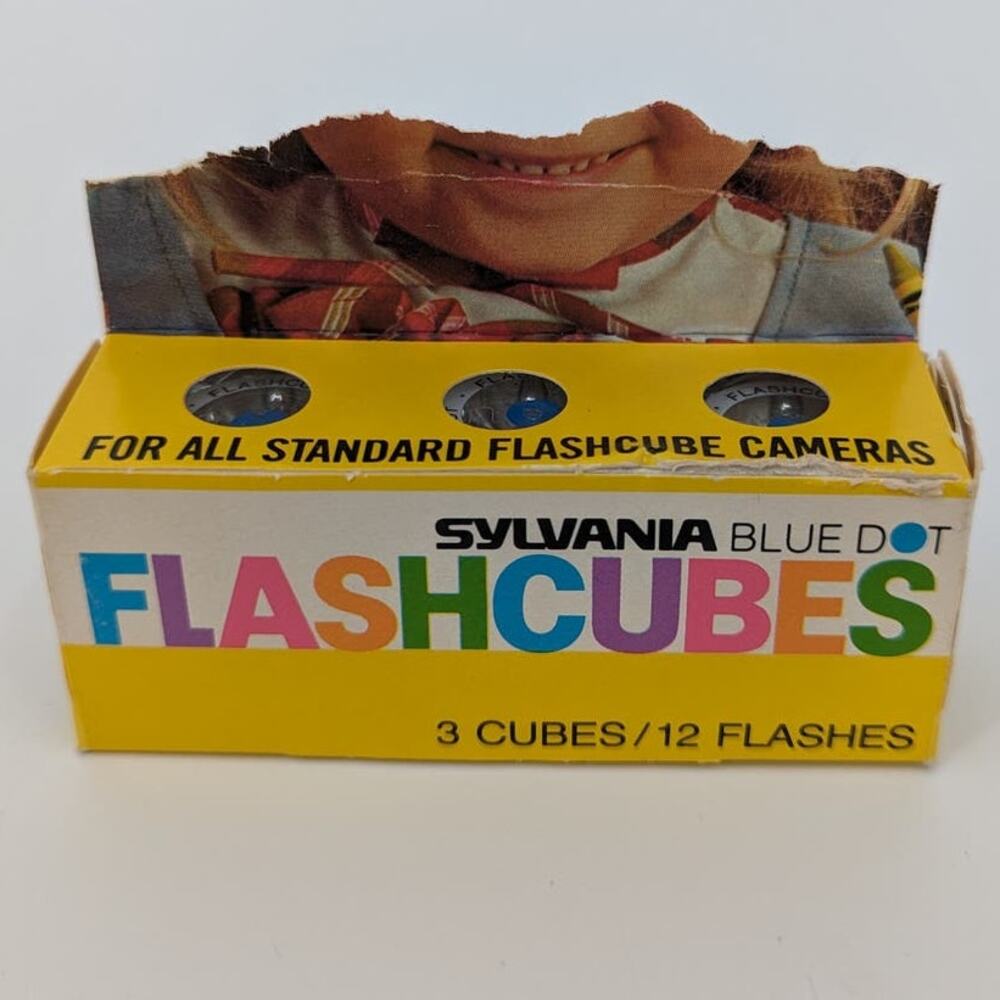 Sylvania Blue Dot Flash Cubes Set of 3 - 12 Flashes